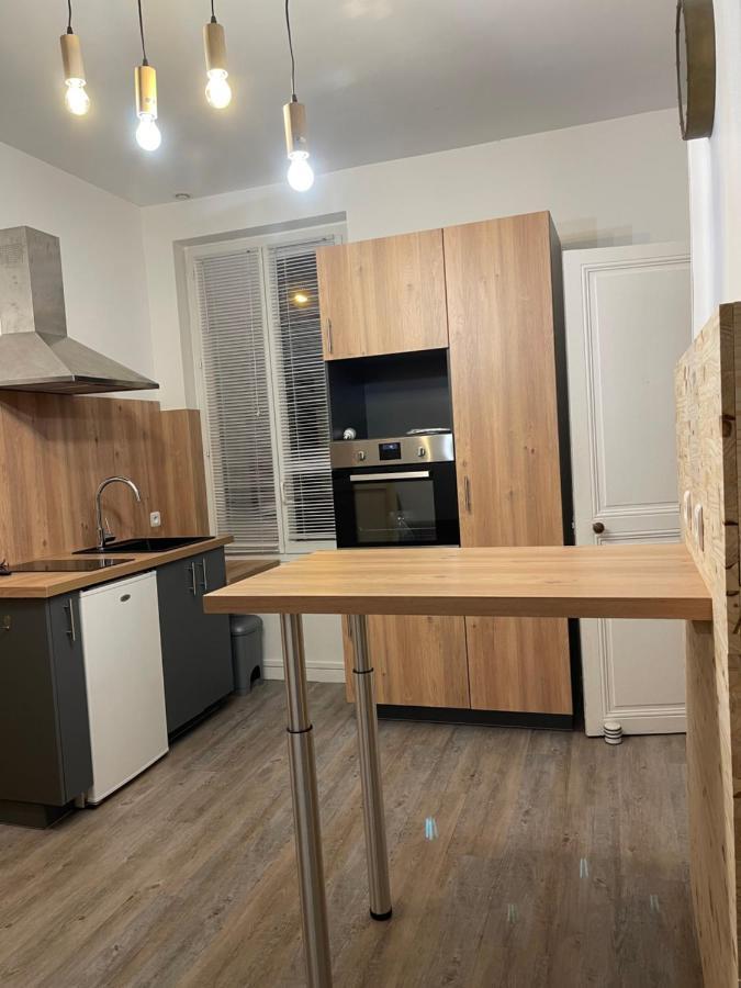 Logement Entier: Appartement Avec Terrasse Quartier De La Gare Amboise Exterior foto